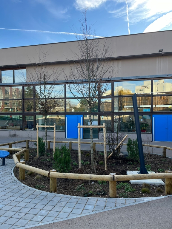 Evry-Courcouronnes - Ecole Savary