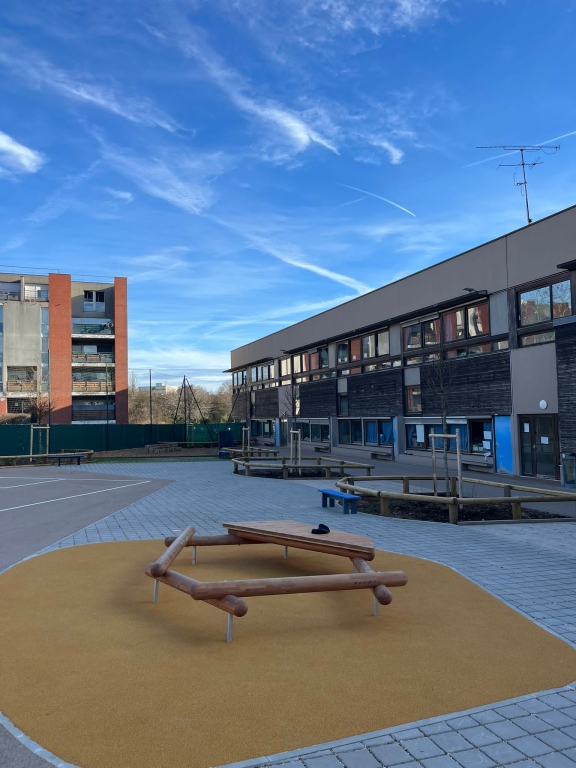 Evry-Courcouronnes - Ecole Savary