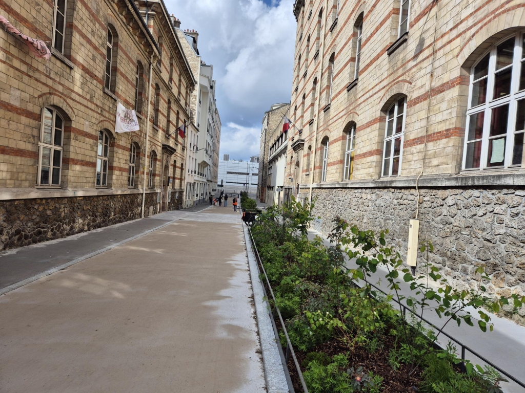Paris - Rues aux Ecoles