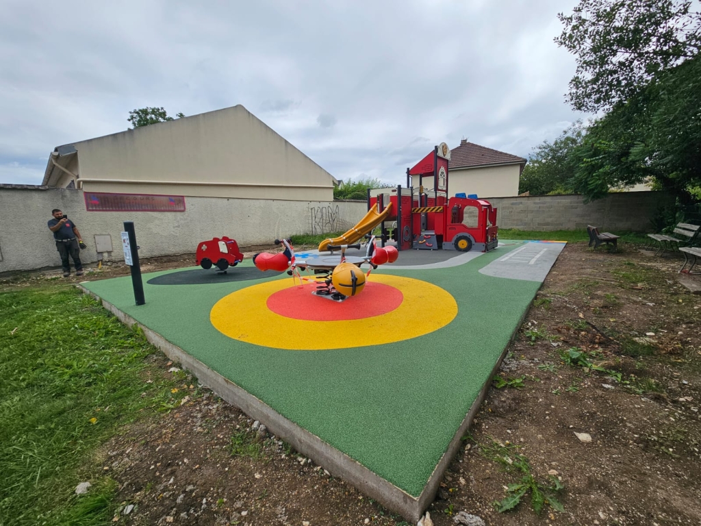 Ville de Bouleurs - Aire de jeux